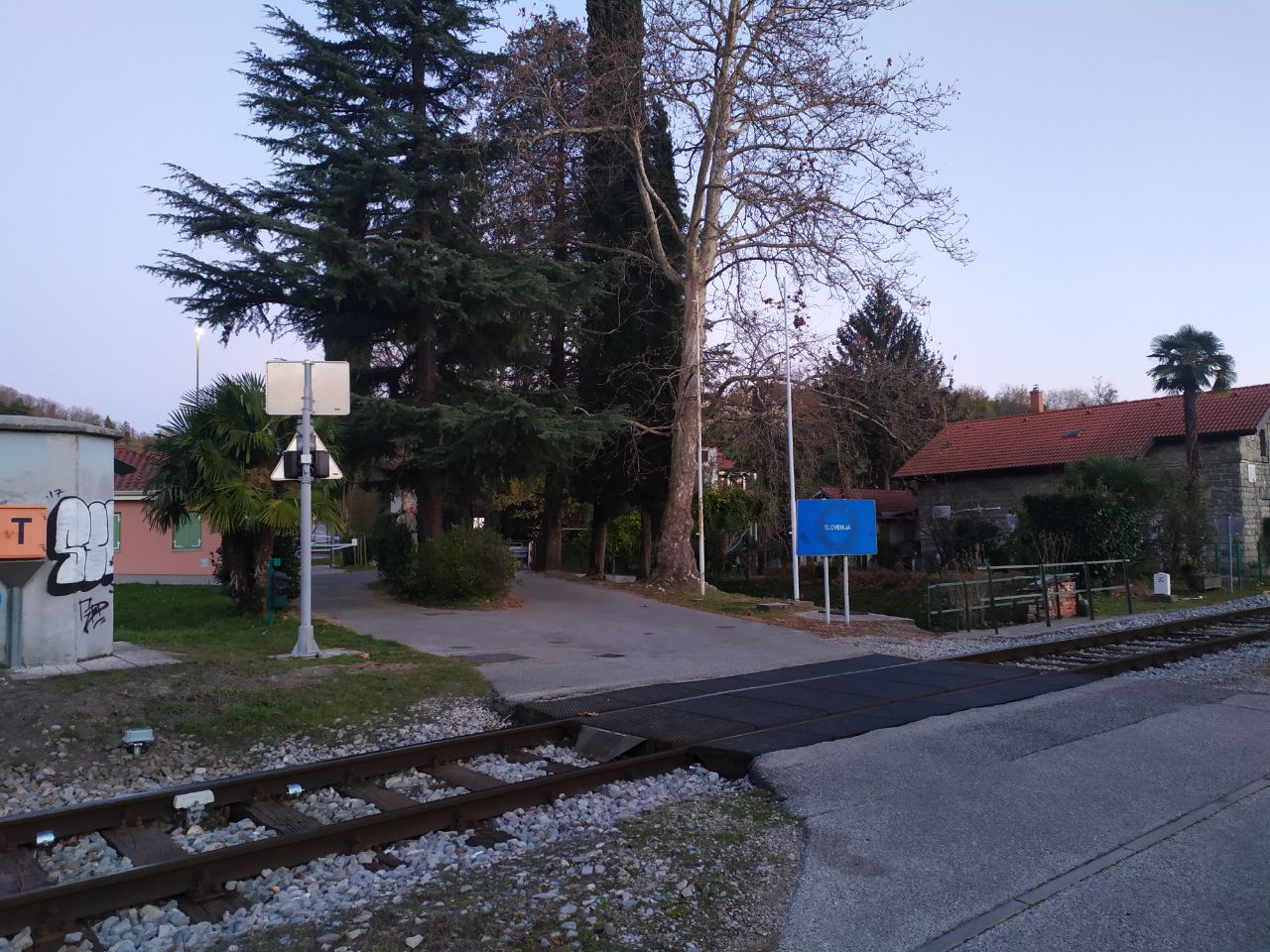 Immagine per Transfrontalieri esclusi dall'assegno unico, dal Fvg l'appello al governo 